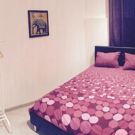 Cosy A 200m De La Cathedrale Apartment